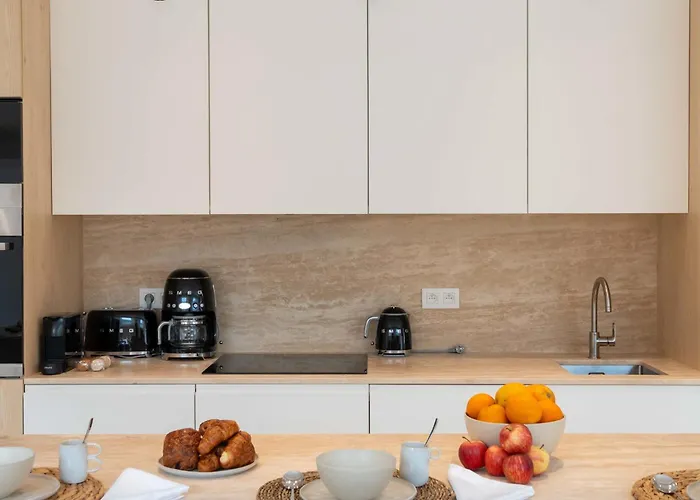 アパート 3-br Attic Duplex Heart Of